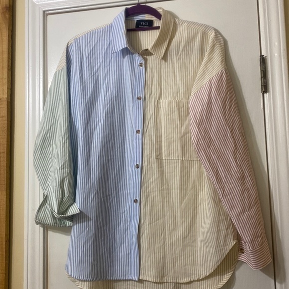 Tops - Button down shirt